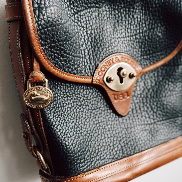 VINTAGE Dooney & Bourke Leather Shoulder Bag - Picture 2 of 9
